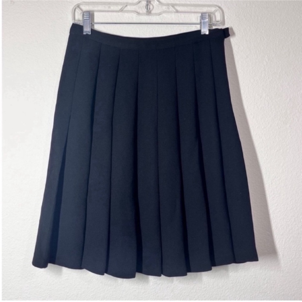 Classic Pleated A-Line Skirt in Black